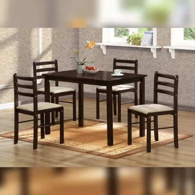 Стол со стульями в Калининграде